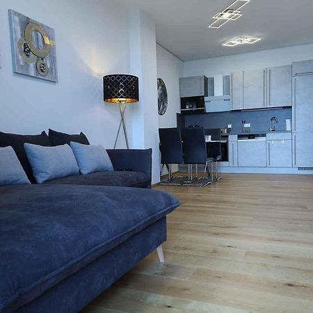 Superior Apartment & Rooftop Pool Виена Екстериор снимка