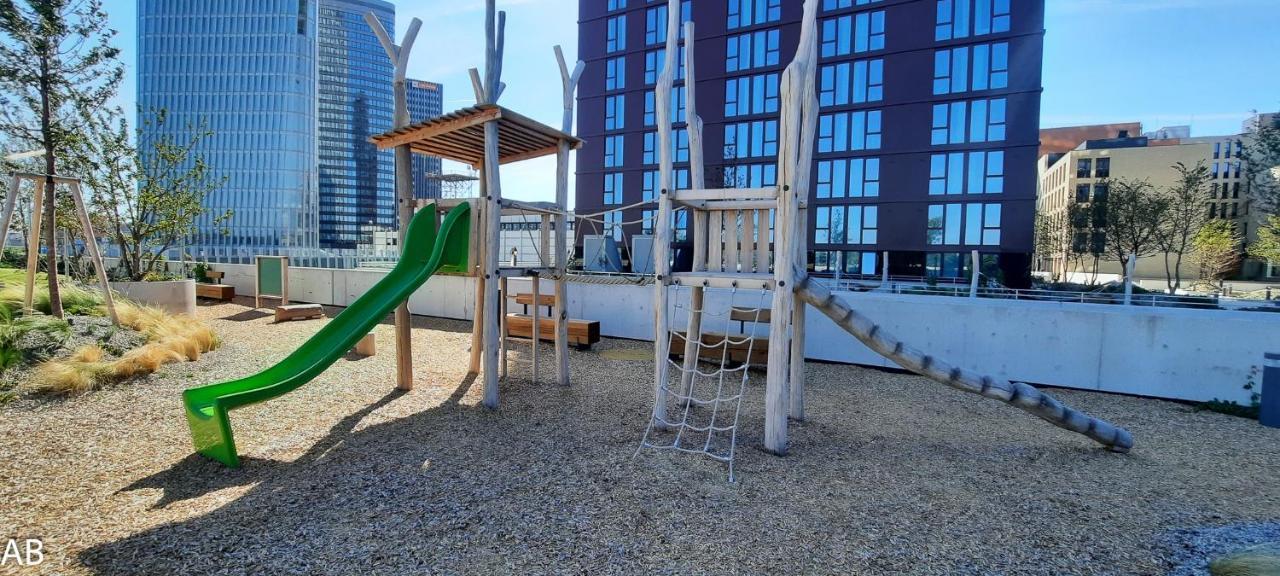 Superior Apartment & Rooftop Pool Виена Екстериор снимка