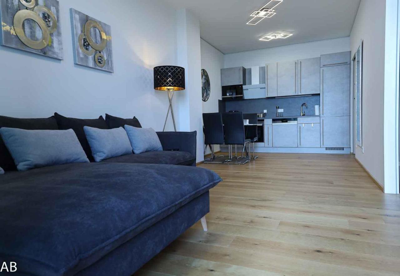 Superior Apartment & Rooftop Pool Виена Екстериор снимка