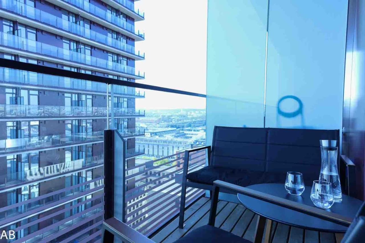 Superior Apartment & Rooftop Pool Виена Екстериор снимка
